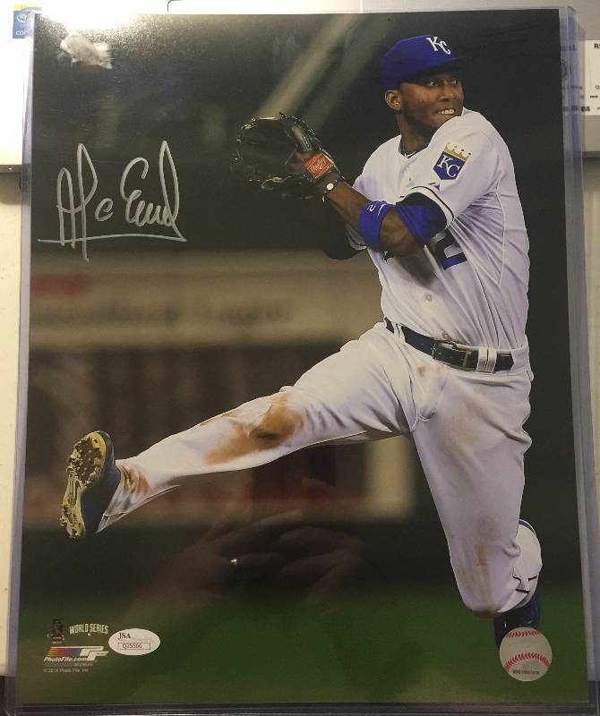 lot 805 image: Signed 11x14 inch Signed Alcides Escobar Photograph wJSA (James Spence Authentication) Certification