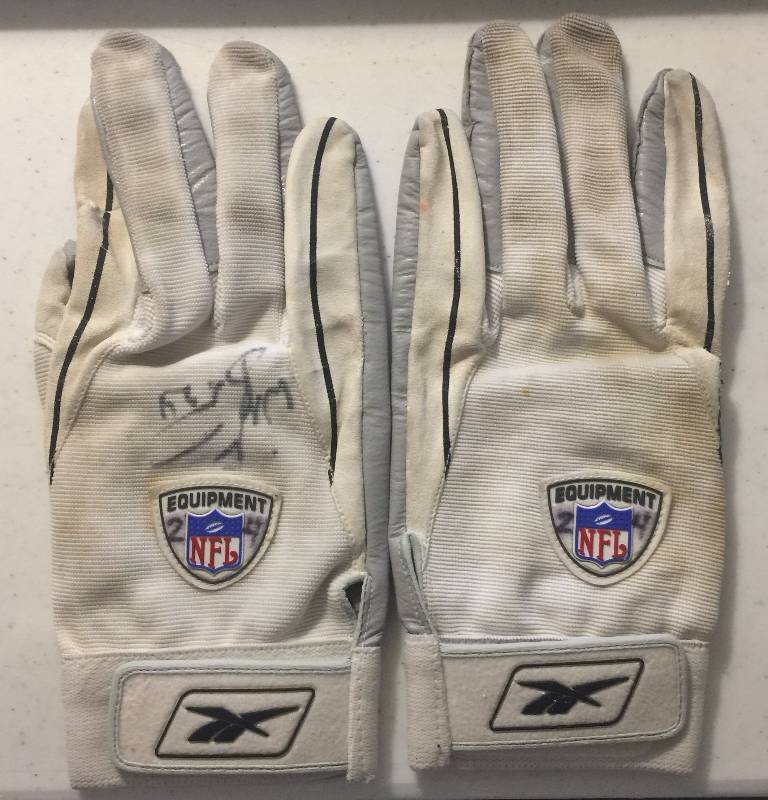 lot 807 image: Game Used William Bartee Kansas City Chiefs Signed NFL Gloves