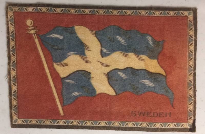 lot 816 image: Original 1910 Sweden Hungary Flag Felt Blanket Tobacco or Cigar Insert 8 12x5 inches Over 100 Years Old