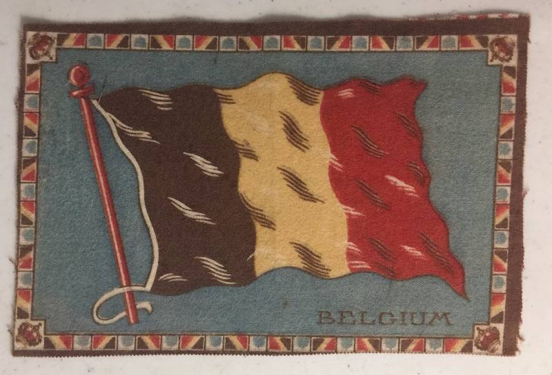 lot 817 image: Original 1910 Belgium Hungary Flag Felt Blanket Tobacco or Cigar Insert 8 12x5 inches Over 100 Years Old