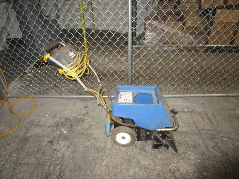lot 566 image: Floor Cleaner