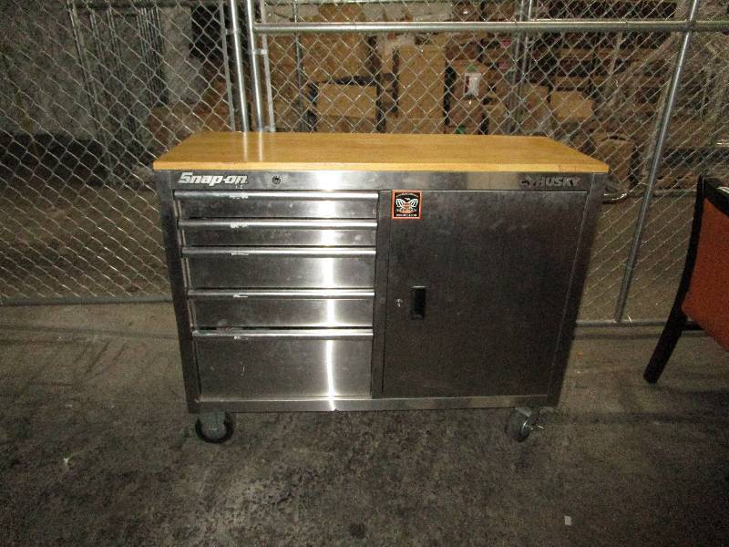 lot 503 image: Snap-OnHusky Tool Cart Contents Included