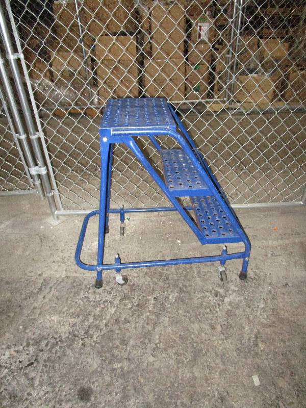lot 572 image: Rolling Step Ladder