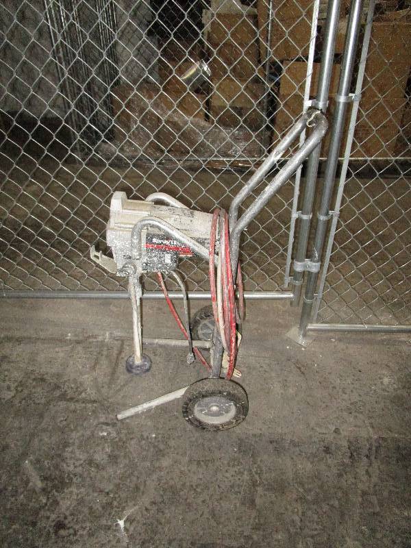 lot 523 image: Spray Tech Paint Sprayer