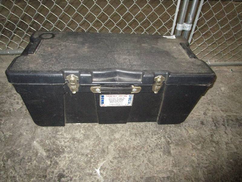 lot 577 image: Storage Tote