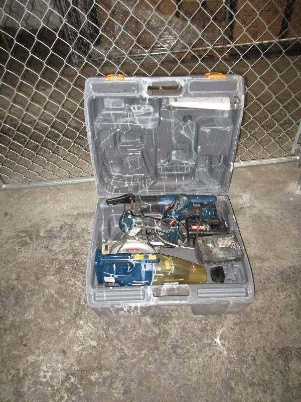 lot 580 image: Ryobi Tools