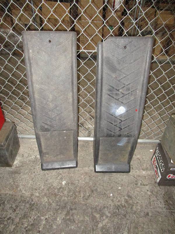 lot 622 image: Pair of Ramps