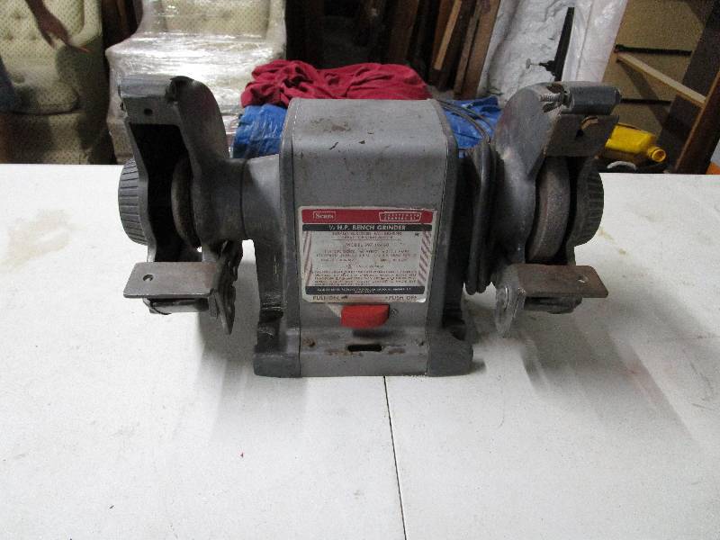 lot 518 image: Bench Grinder