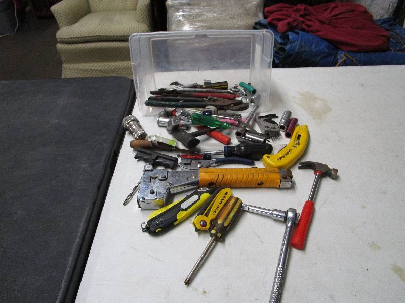 lot 649 image: Lot of Random Tools