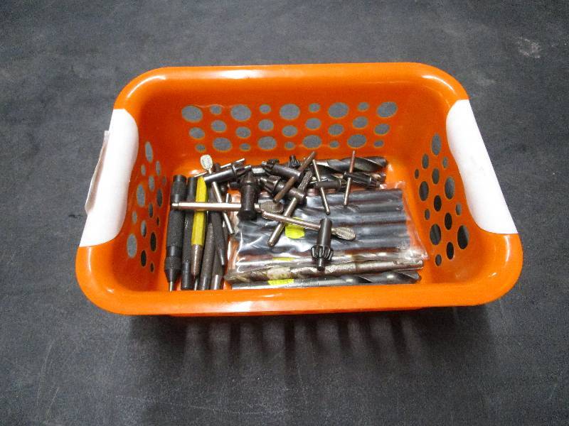lot 654 image: Lot of Random Tools