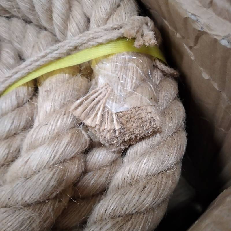 Manila Rope 1-1/2 inch x 100 Feet, Twisted Manila Rope Thick Rope 1.5in for Landscaping, Crafts,Sporting, Marine,Projects and Tie-Downs