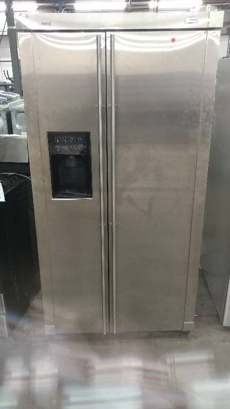 lot 1017 image: GE Monogram Door Stainless Front Household Heavy Duty Fridge