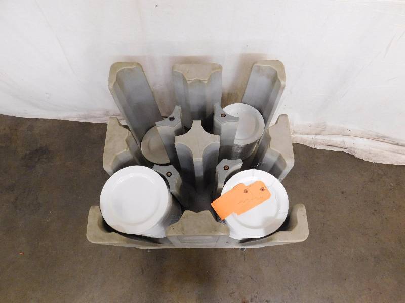 lot 223 image: Metro PCD-11A Dish Dolly