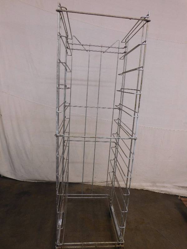 lot 228 image: Folding Bread Rack