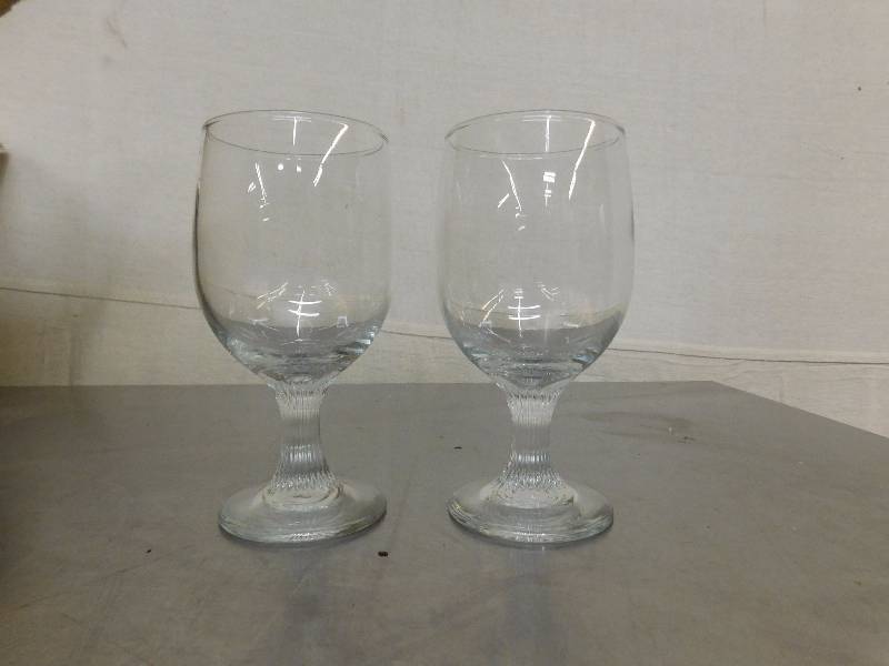 lot 258 image: Lot of 24 Glasses