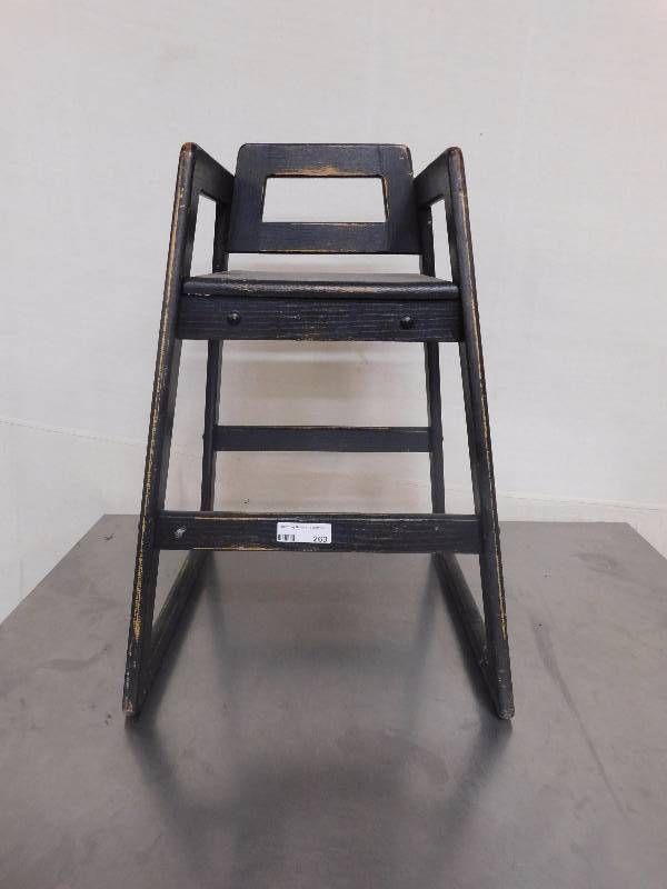 lot 263 image: Wood High Chair