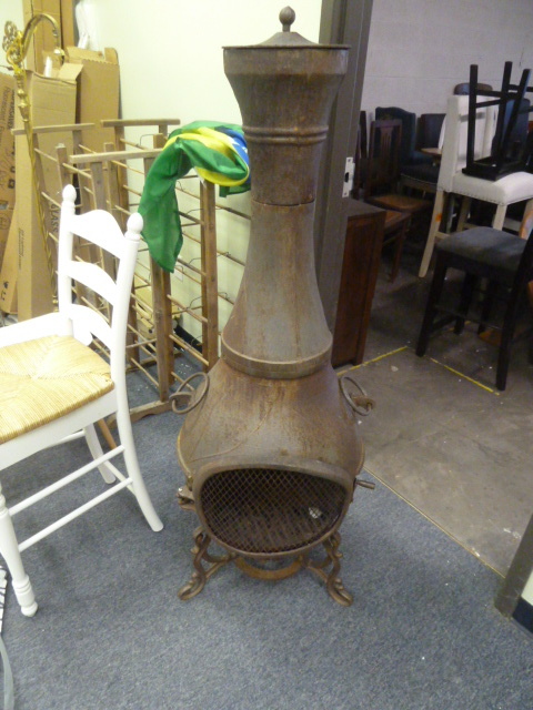 lot 76 image: CAST IRON CHIMNEY