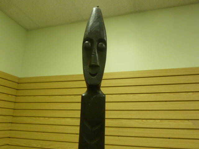 lot 71 image: WOODEN AFRICAN STATUE