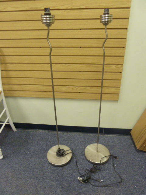 lot 52 image: SET OF TWO METAL LAMPS