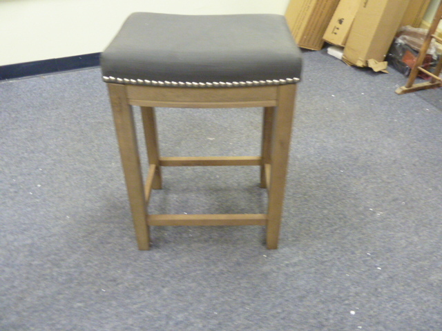 lot 41 image: TALL PADDED NAIL HEAD STOOL