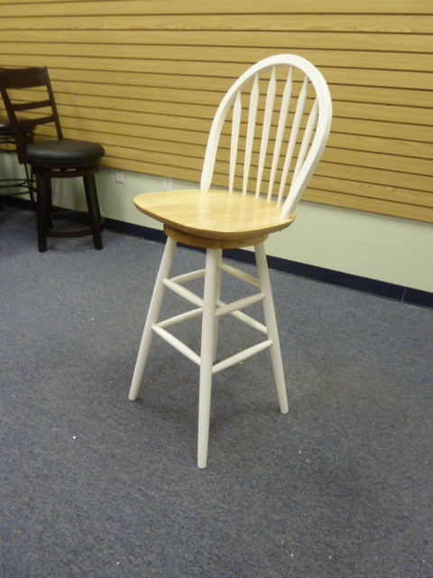 lot 38 image: WOOD BAR HEIGHT CHAIR