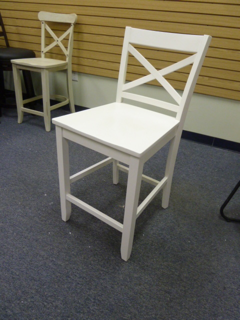 lot 29 image: WHITE X BACK COUNTER HEIGHT CHAIR