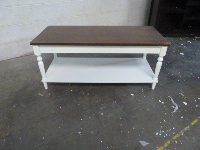 lot 14 image: WOOD COFFEE TABLE - DAMAGED CORNER