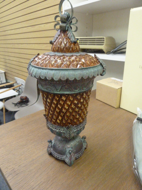 lot 166 image: SMALL PINEAPPLE URN