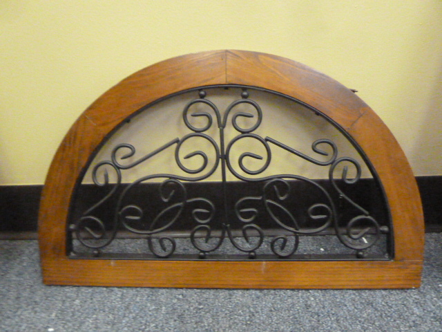 lot 97 image: WALL DECORATION