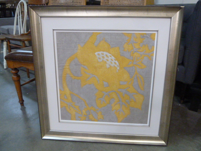 lot 200 image: YELLOW FLOWER PRINT