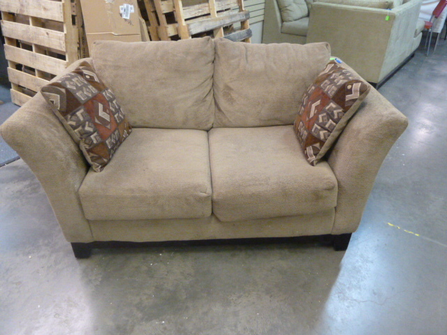 lot 304 image: LIGHT BROWN LOVESEAT WITH PILLOWS