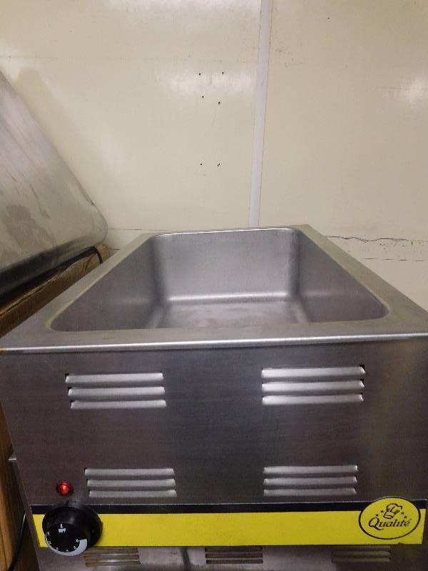 lot 4 image: Qualite Full Size Countertop Warmer