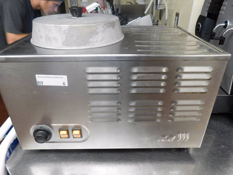 lot 6 image: Musso Counter Top Ice Cream Maker