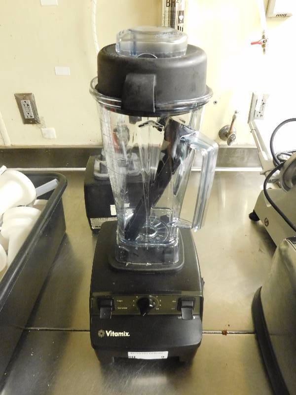 lot 9 image: VitaMix Blender