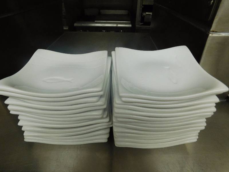 lot 46 image: Lot of Ceramic Plates
