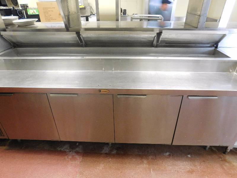 lot 61 image: Randell Refrigerated Prep Table