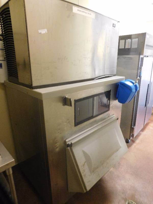 lot 57 image: Manitowoc Ice Machine
