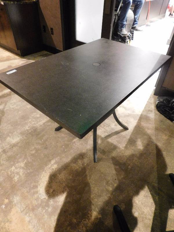 lot 88B image: Outdoor Table With Umbrella Cutout