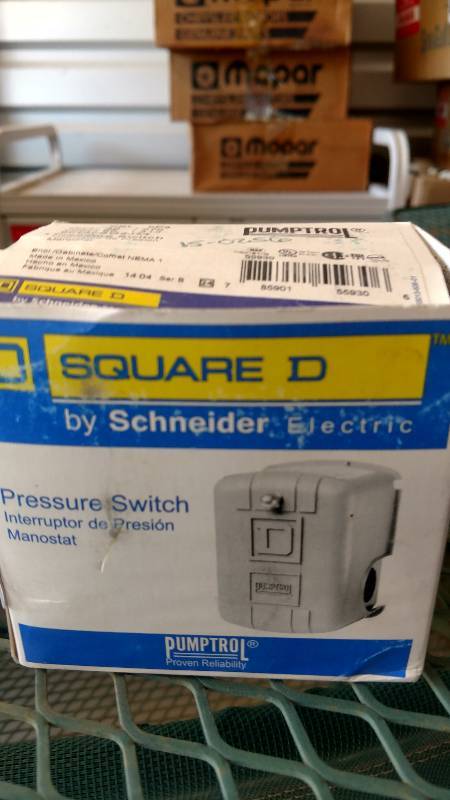 lot 2499 image: Square D Pressure Switch