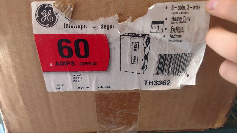lot 2495 image: GE 60 amp Disconnect