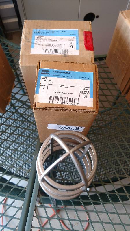 lot 2475 image: NEW CROUSE-HINDS Light Assembly