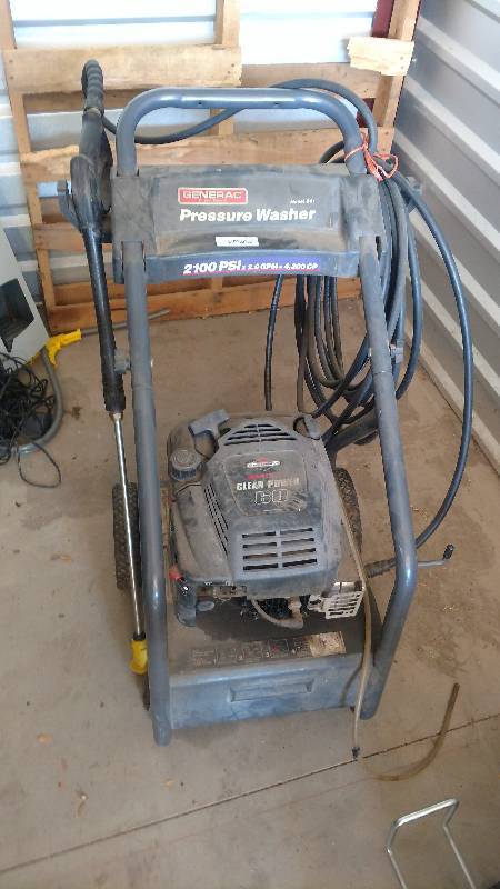 lot 2686 image: Generac Power Washer
