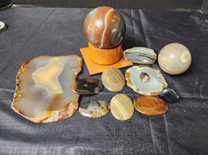 lot 129 image: Assorted Polished Geode Slabs and Spheres