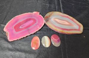 lot 133 image: Polished Slabs and Stones