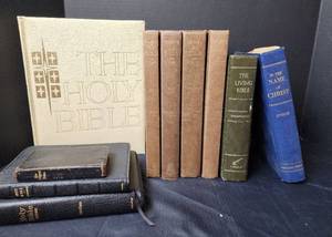 lot 206 image: Bibles