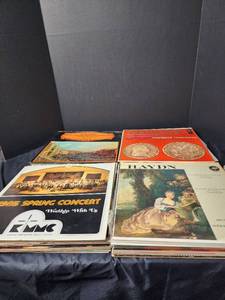 lot 267 image: Vinyl Albums