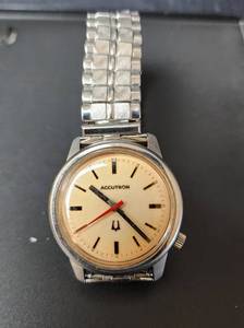 lot 279 image: Mens Accutron By Bulova Watch