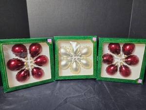 lot 283 image: (3) Boxes Glass Christmas Ornaments
