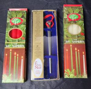 lot 290 image: Christmas Nail and Candles