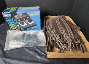lot 323 image: Tech II Model Train Control and Tracks (Curve, Straight, Split, Switch and Stop Track)
